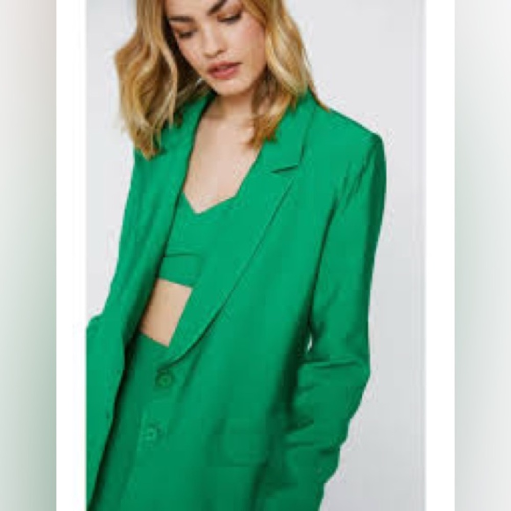 Nasty Gal NWT Oversized Shoulder-Padded Blazer – Green |‎ Size 6